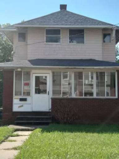Main picture of 1535 Western Ave