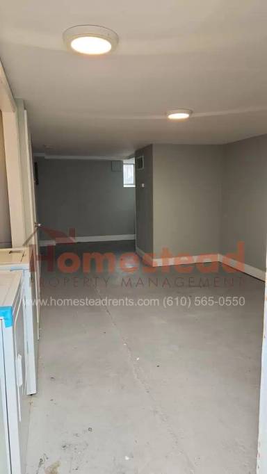 Main picture of 7012 Atlantic Ave