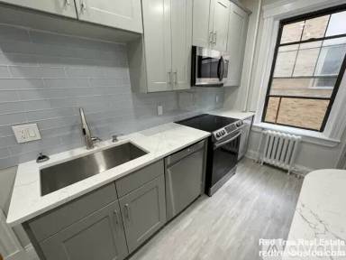Main picture of 370 Chestnut Hill Ave