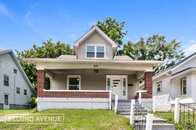Main picture of 820 Hazel St