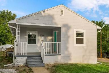 Main picture of 7900 Chestnut Ave