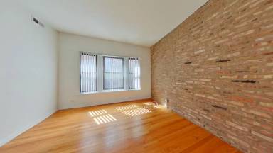 Main picture of 702-06 W Barry Ave