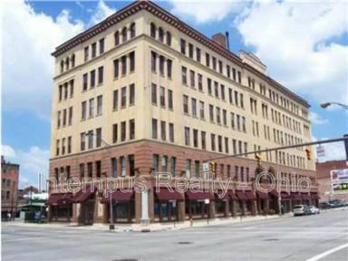 Main picture of 150 E Main St