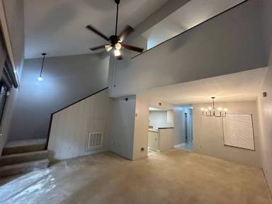 Main picture of 4406 SW 70th Ter