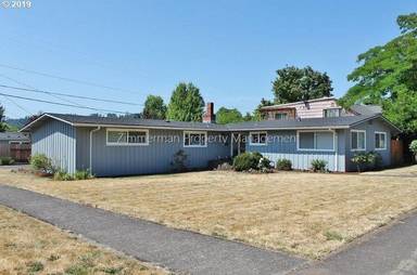 Main picture of 1010 W 18th Ave