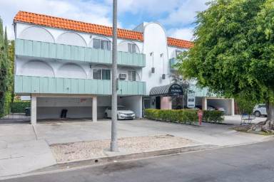 Main picture of 1436 S Shenandoah St