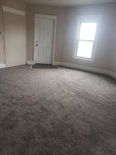 Main picture of 283 E Birch St