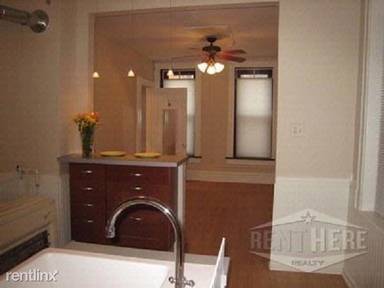 Main picture of 1418 N Greenview Ave