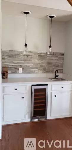 Main picture of 530 Sand Bend Dr