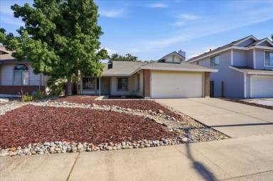 Main picture of 604 Hovey Way