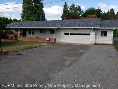 Main picture of 4901 SE Mintone Dr