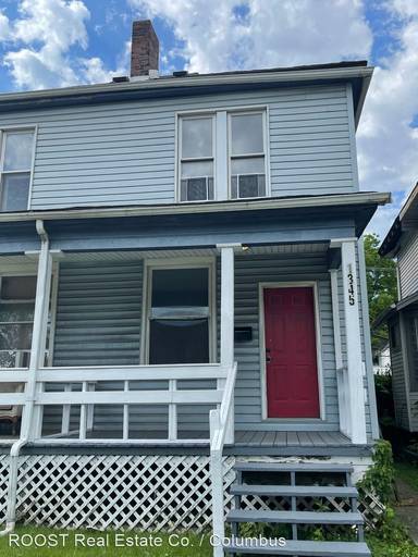 Main picture of 1345 E Livingston Ave