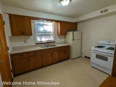 Main picture of 3525 N 60th St