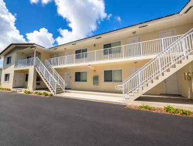 Main picture of 3009 N Andrews Ave