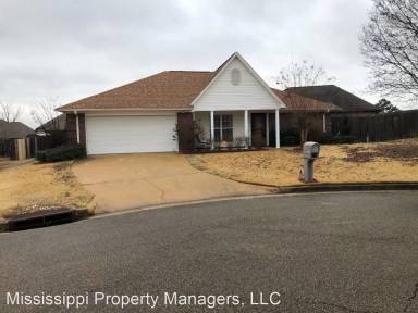 Main picture of 1694 Woodland Cv
