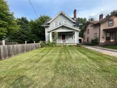 Main picture of 931 North Ave