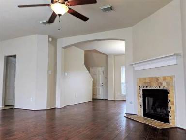 Main picture of 3526 Schumann Oaks Dr
