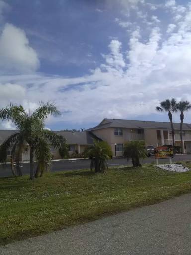 Main picture of 4009 SE 11th Ave