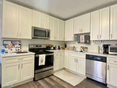 Main picture of 41 Joy St