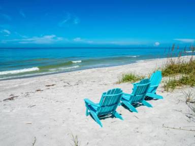 Main picture of 3320 Gulf of Mexico Dr