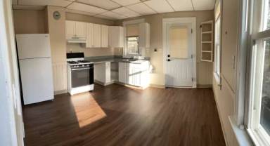 Main picture of 18 Scott St