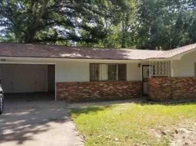 Main picture of 3144 Woodville Cir