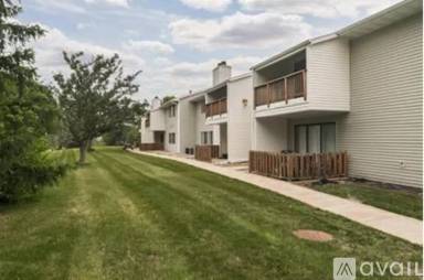 Main picture of 1510 Spyglass Hl NE