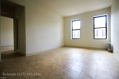 Main picture of 2080 Grand Concourse