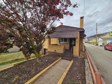 Main picture of 609 9th St