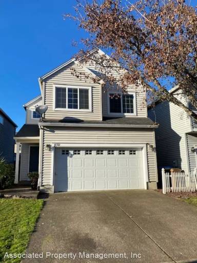 Main picture of 41733 NW Bellingham Ct