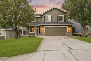 Main picture of 5919 S Harrington Way