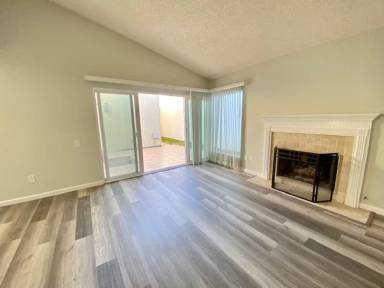 Main picture of 7084 Island Village Dr