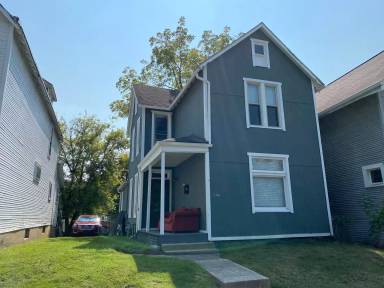 Main picture of 105 W Maynard Ave