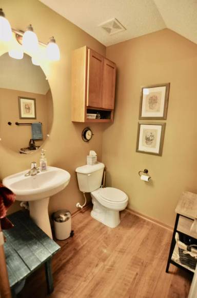 Main picture of 5537 197th St W