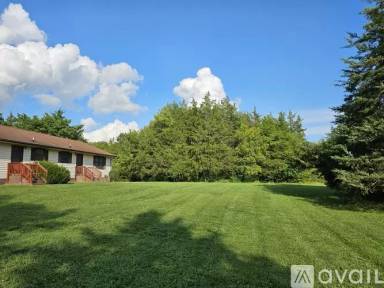 Main picture of 2082 Dogtown Rd