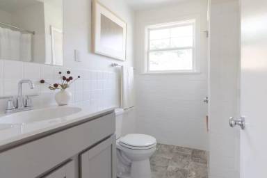 Main picture of Cushman Ave