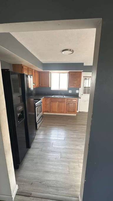 Main picture of 4599 N Dixie Dr