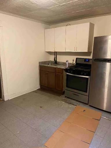 Main picture of 150 Lark St
