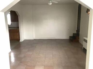 Main picture of 536 Church Ln