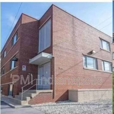 Main picture of Newly remodeled efficiency in Irvington