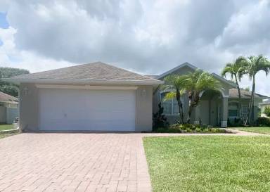 Main picture of 525 Sarina Ter SW