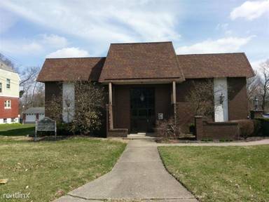 Main picture of 206 S Wayne Ave