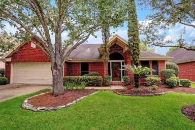 Main picture of 1803 Oak Cluster Cir