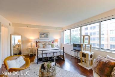 Main picture of Potomac Place Tower