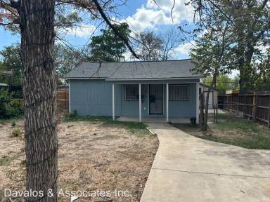 Main picture of 3218 Perez St