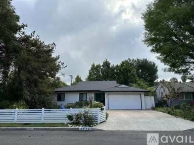 Main picture of 5072 Gaynor Ave