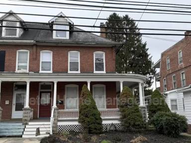 Main picture of 125 E State St