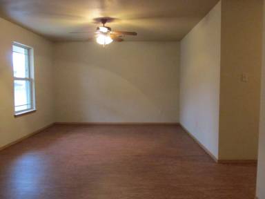 Main picture of 910 Cavanaugh Rd