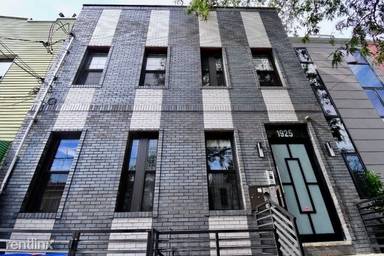 Main picture of 1926 Putnam Ave