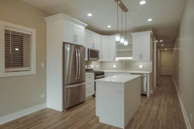 Main picture of 4 Walker Ave